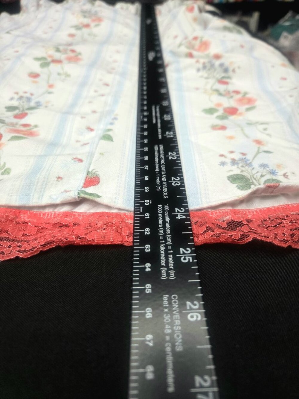 Cider Halter Dress Large Strawberry Floral Coquette Cottagecore Milkmaid - Picture 11 of 12